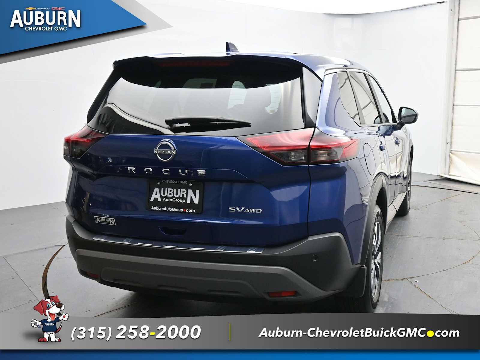 Used 2023 Nissan Rogue SV AWD/4WD image 4
