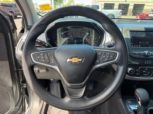 Used 2023 Chevrolet Equinox LS w/ LS Convenience Package FWD image 12