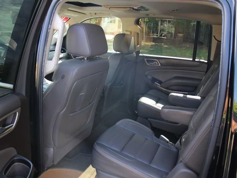 Used 2016 GMC Yukon XL Denali w/ Open Road Package AWD/4WD image 14