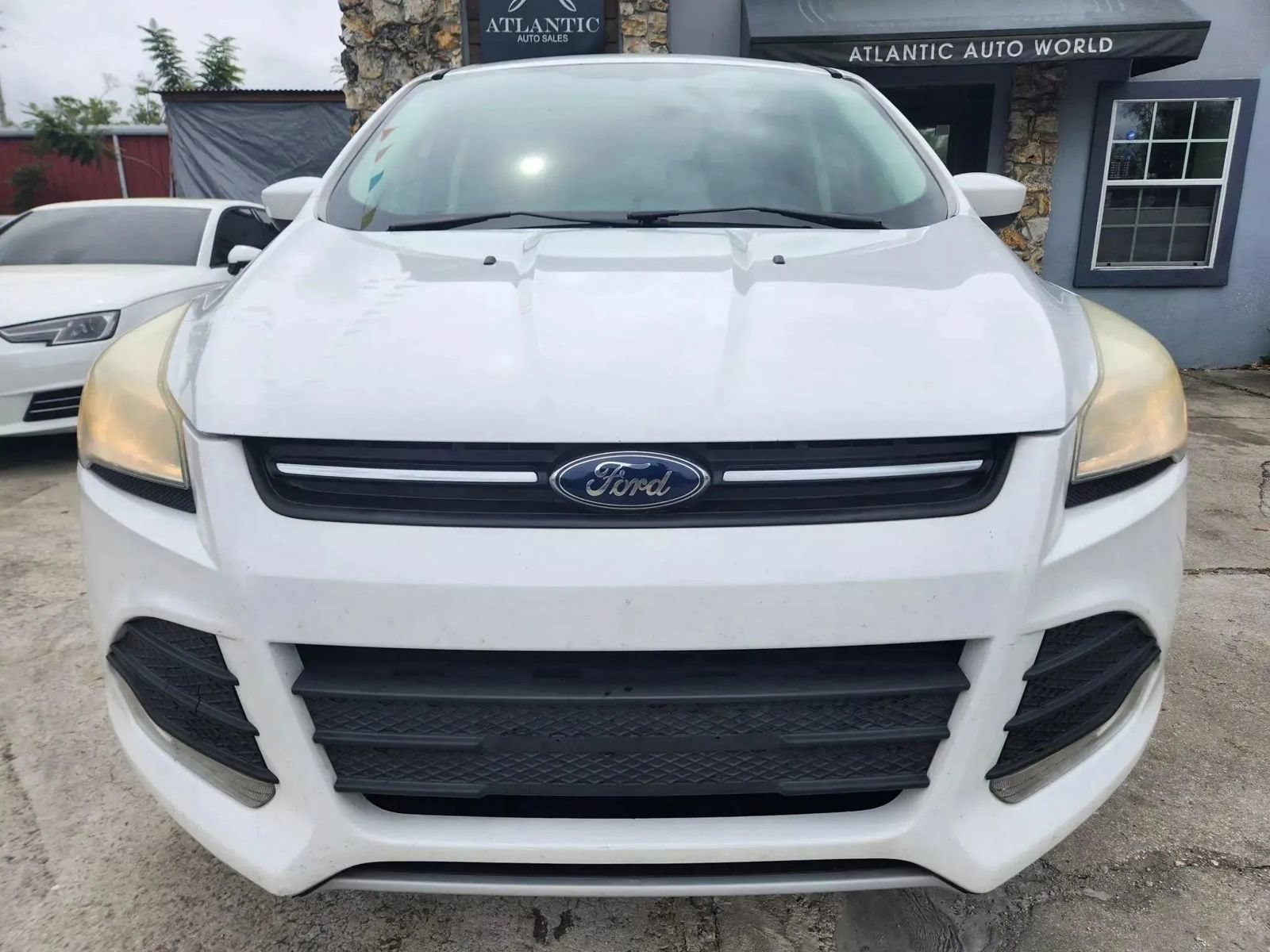 Used 2013 Ford Escape SE FWD image 2