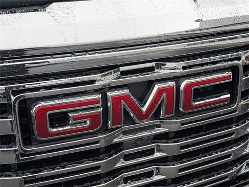 New 2026 GMC Sierra 1500 Denali image 13