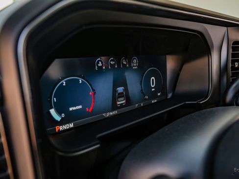 Used 2026 Ford F450 Platinum w/ FX4 Off-Road Package image 42