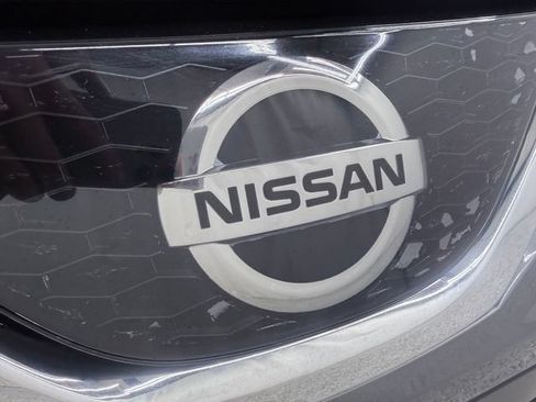 Used 2019 Nissan Rogue Sport SV FWD image 11