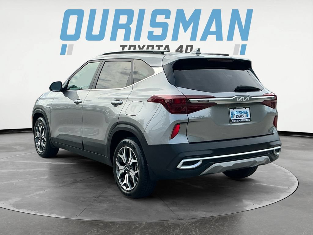 Used 2023 Kia Seltos EX AWD/4WD image 5