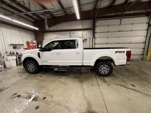 Used 2022 Ford F250 Lariat w/ Lariat Value Package image 6