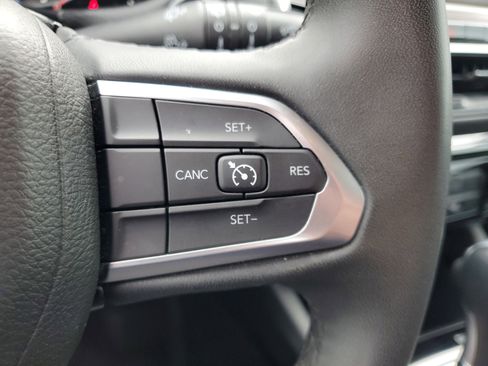 Used 2023 Jeep Compass Altitude image 19