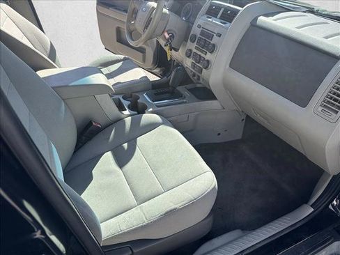 Used 2012 Ford Escape XLT image 17