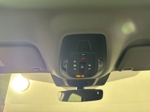 Used 2025 Audi Q5 Premium Plus w/ Premium Plus image 14