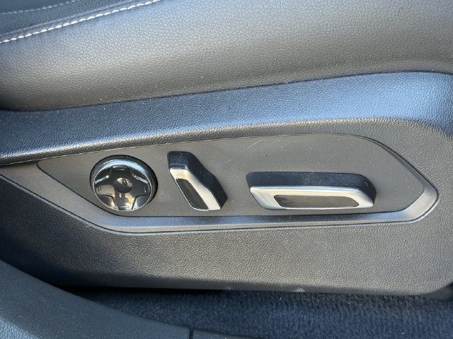 Used 2025 Acura RDX SH-AWD image 27