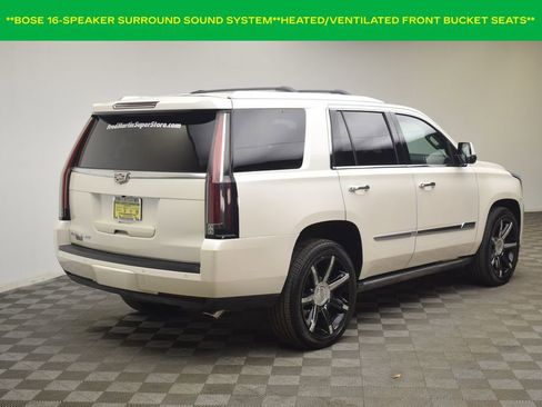 Used 2015 Cadillac Escalade Premium image 7