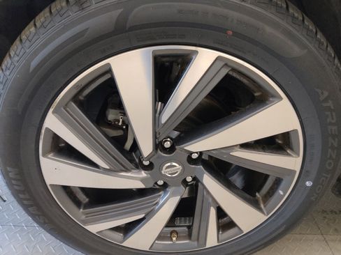 Used 2018 Nissan Murano Platinum image 31