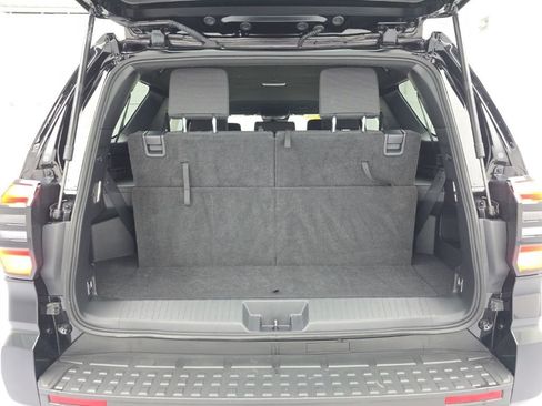 Used 2025 Toyota 4Runner SR5 image 44