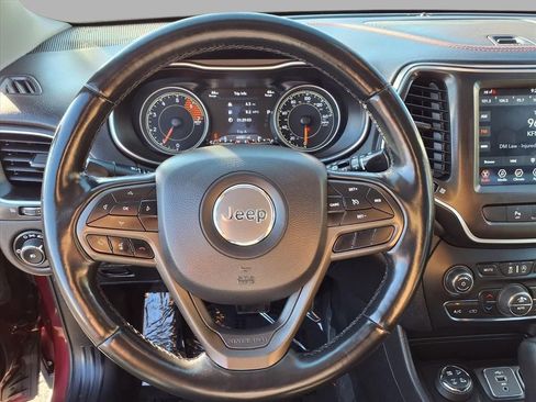 Used 2020 Jeep Cherokee Trailhawk w/ Cold Weather Group image 13