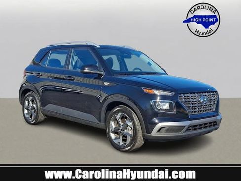 Certified 2024 Hyundai Venue SEL image 1