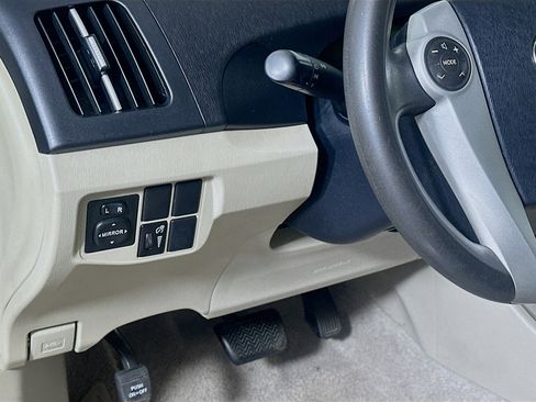 Used 2010 Toyota Prius FWD image 16