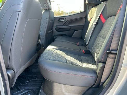 Used 2024 Chevrolet Colorado Z71 w/ Z71 Convenience Package 2 image 25