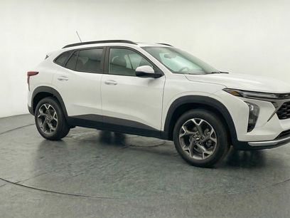 Used 2025 Chevrolet Trax LT w/ LT Convenience Package