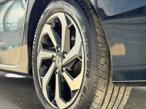 Used 2017 Honda Accord EX image 26
