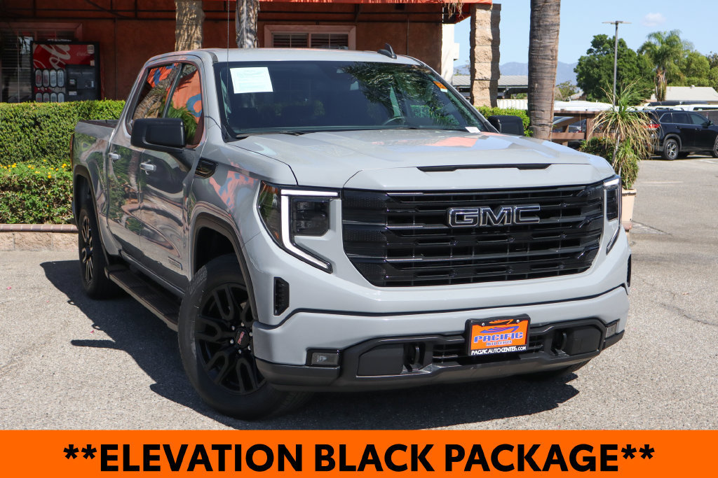 Used 2024 GMC Sierra 1500 Elevation w/ LPO, Elevation Black Package RWD image 2