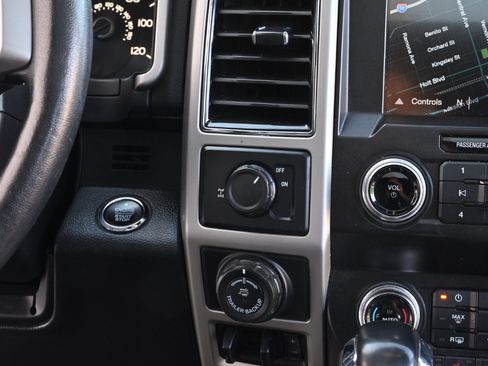 Used 2019 Ford F150 Lariat w/ Equipment Group 502A Luxury RWD image 44