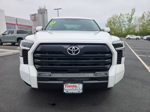 Used 2024 Toyota Tundra SR5 w/ SR5 Convenience Package AWD/4WD image 8