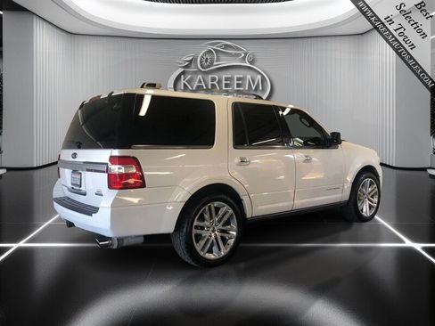 Used 2016 Ford Expedition Platinum AWD/4WD image 5