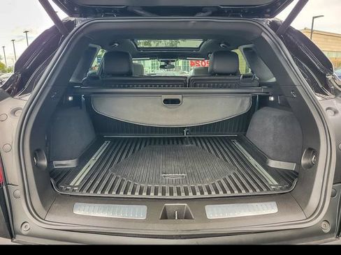 Certified 2024 Cadillac XT5 Premium Luxury w/ LPO, Floor Liner Package FWD image 23