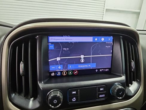 Used 2022 GMC Canyon Denali w/ Denali Black Edition Package AWD/4WD image 17
