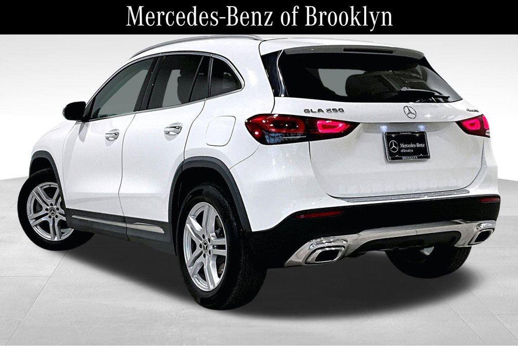 Certified 2022 Mercedes-Benz GLA 250 4MATIC image 11