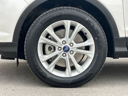 Used 2018 Ford Escape SE w/ SE Sync 3 Package image 30