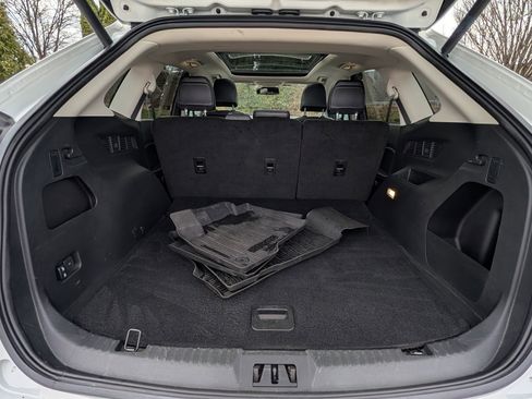 Used 2024 Ford Edge SEL w/ Convenience Package image 33