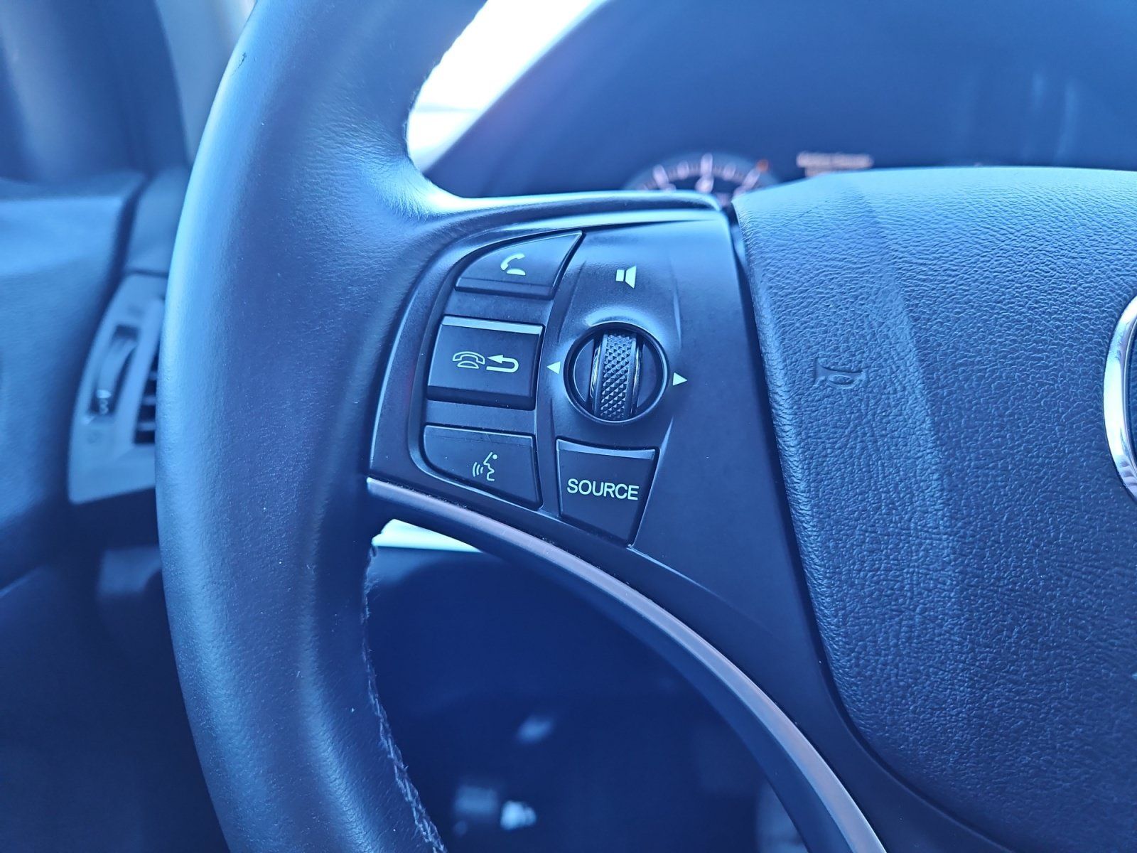Used 2014 Acura MDX SH-AWD image 28