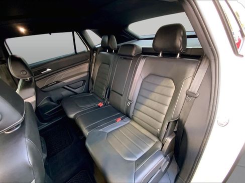 Used 2023 Volkswagen Atlas Cross Sport SEL Premium R-Line AWD/4WD image 17