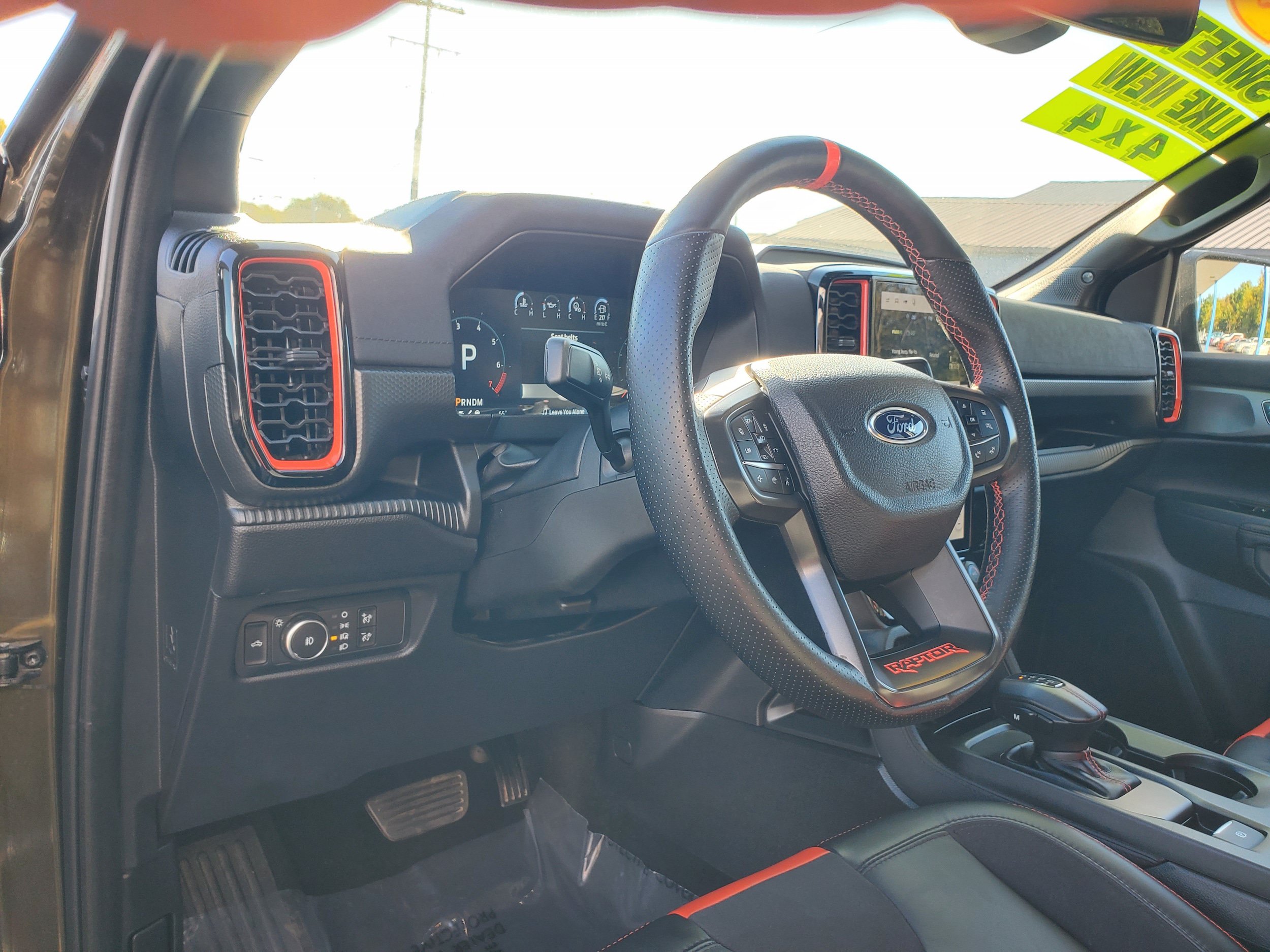 Used 2025 Ford Ranger Raptor AWD/4WD image 12