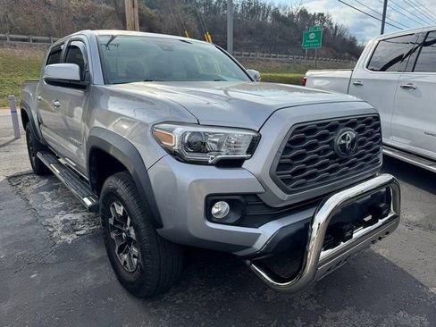 Used 2021 Toyota Tacoma TRD Off-Road image 1
