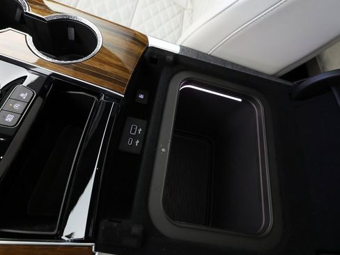 Used 2026 Cadillac Escalade Platinum Sport w/ LPO, Floor Liner Package image 48