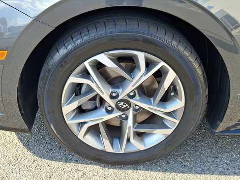 Used 2023 Hyundai Sonata SEL w/ Cargo Package FWD image 8