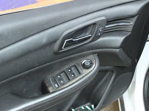 Used 2014 Chevrolet Malibu LT w/ Power Convenience Package FWD image 13