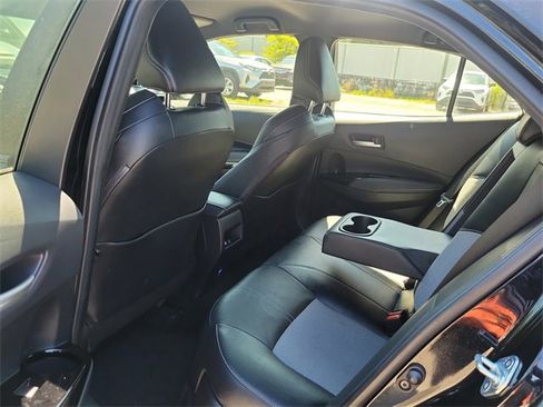 Used 2021 Toyota Corolla XSE image 6