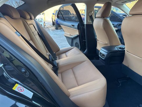 Used 2019 Lexus IS 300 AWD w/ Navigation Package image 32