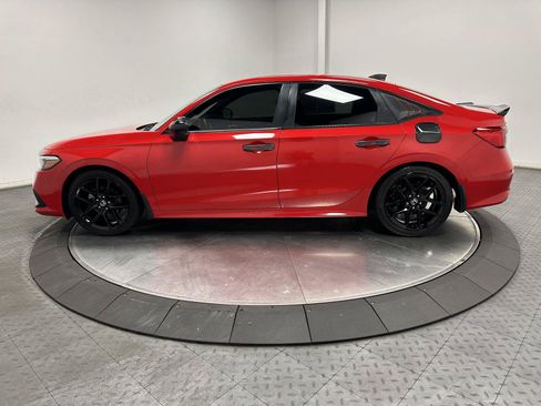Used 2023 Honda Civic Sport image 8