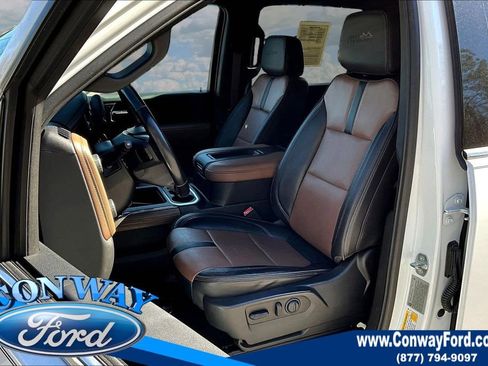 Used 2021 Chevrolet Silverado 2500 High Country image 24