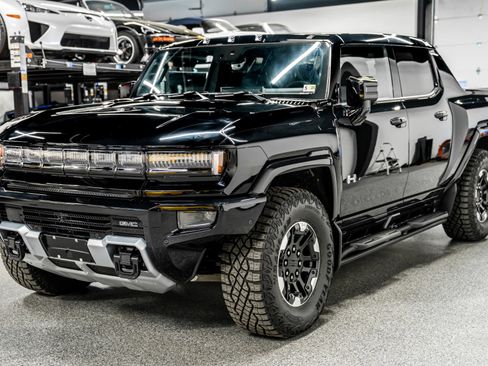 Used 2024 GMC Hummer EV 3X w/ Extreme Off-Road Package image 5