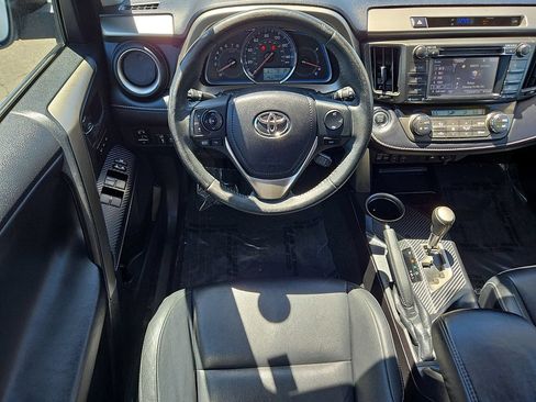 Used 2014 Toyota RAV4 Limited w/ Technology Package AWD/4WD image 12