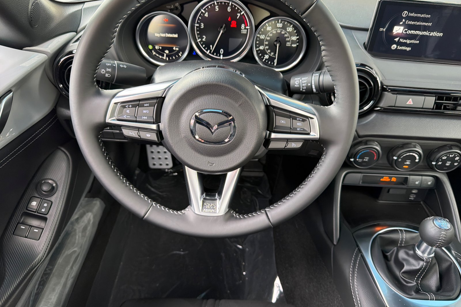 New 2026 MAZDA MX-5 Miata Club w/ Interior Package RWD image 14