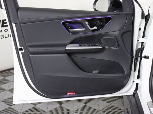 Certified 2025 Mercedes-Benz GLC 43 AMG 4MATIC image 11