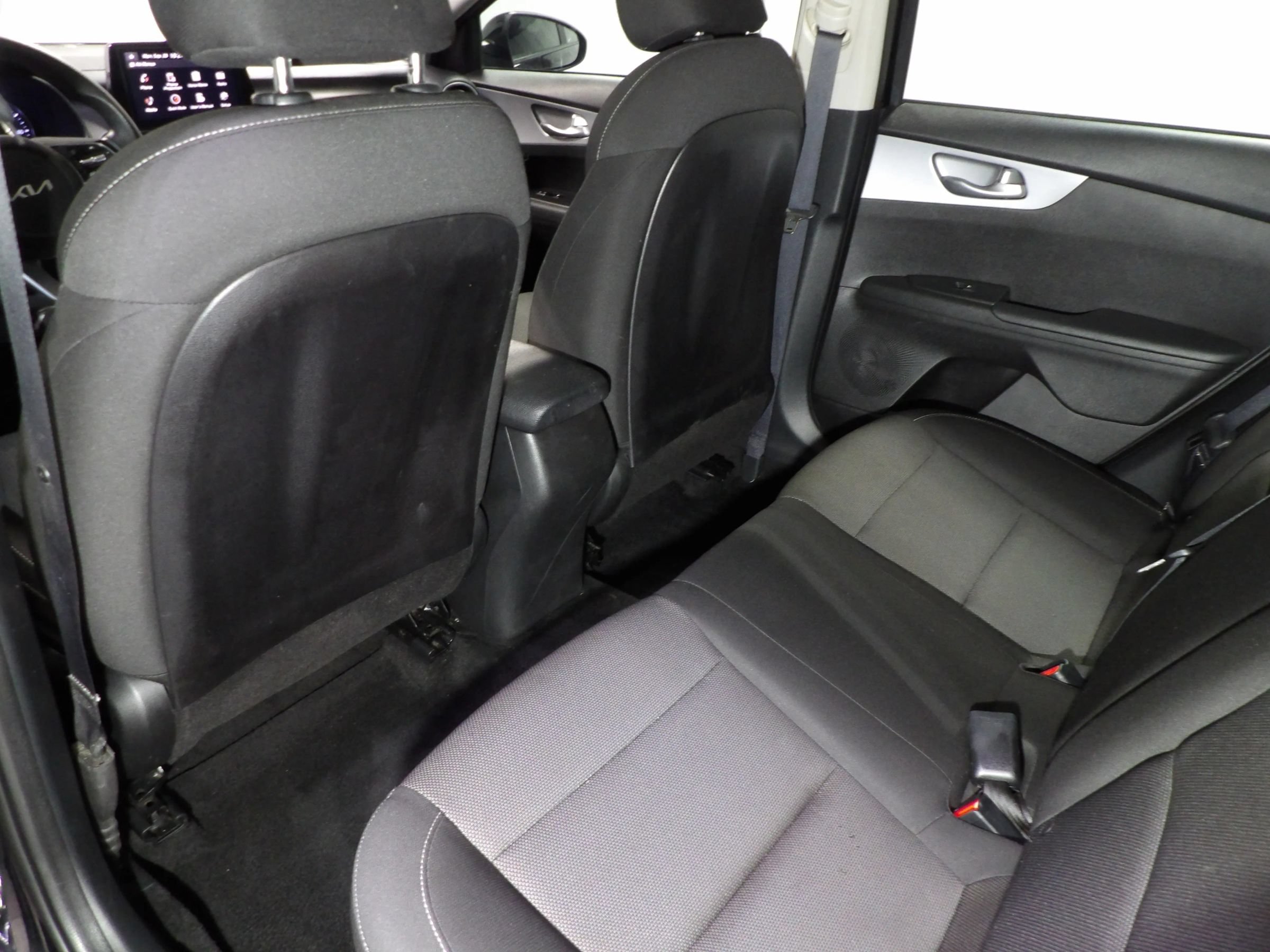 Used 2023 Kia Forte LXS FWD image 10