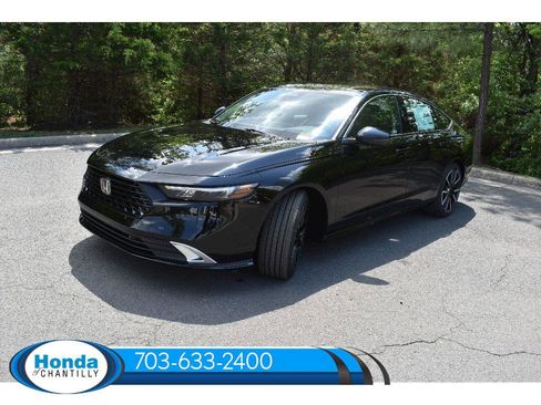 New 2026 Honda Accord Hybrid Touring image 3