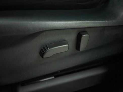 Used 2019 Subaru Ascent Premium image 12