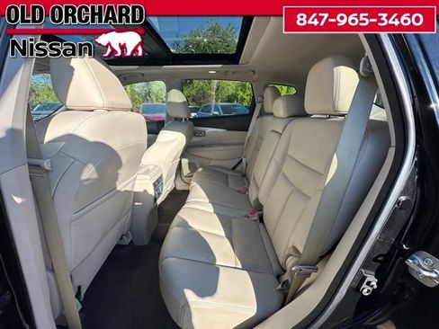 Used 2018 Nissan Murano Platinum w/ Cargo Package AWD/4WD image 10